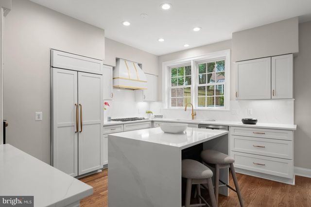 4050 MANSION DR NW, Washington, DC 20007