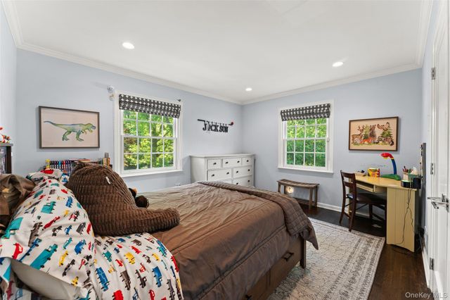 12 Kolbert Drive, Scarsdale, NY 10583