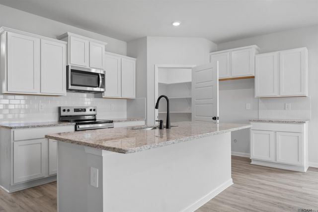 2262 Windridge Ave, Zachary, LA 70791