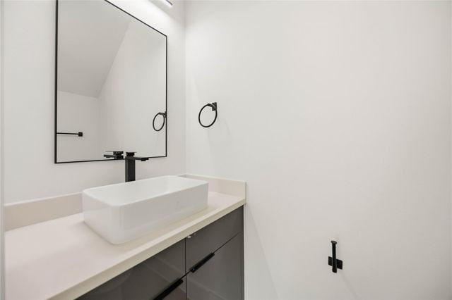 4425 Aledo Street A-B, Houston, TX 77051