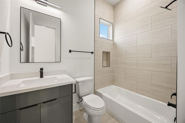 4425 Aledo Street A-B, Houston, TX 77051