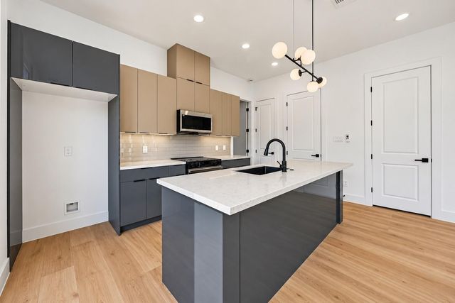4425 Aledo Street A-B, Houston, TX 77051