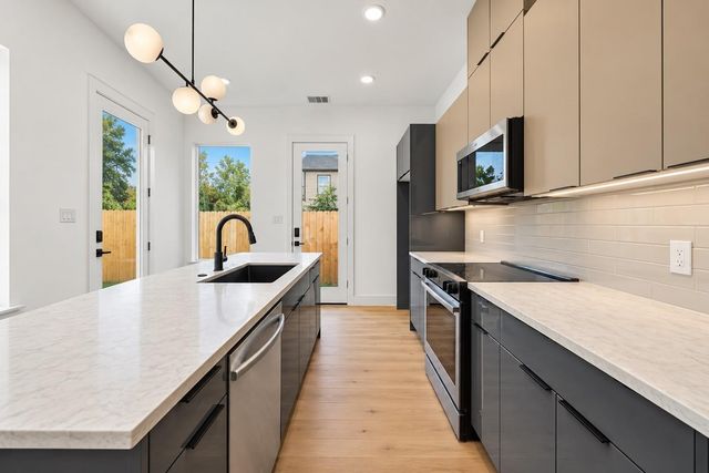 4425 Aledo Street A-B, Houston, TX 77051
