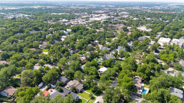 1502 S Elm ST, Georgetown, TX 78626