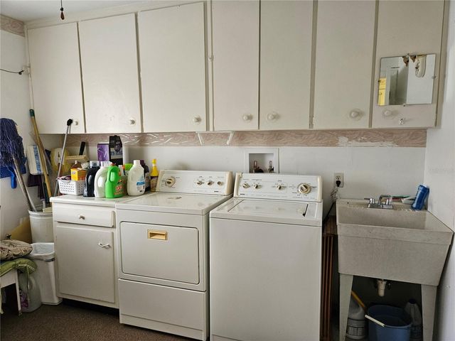 1505 N PEBBLE BEACH BOULEVARD, Sun City Center, FL 33573