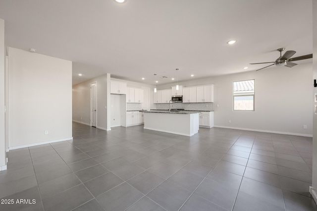 40666 W CRANE Drive, Maricopa, AZ 85138