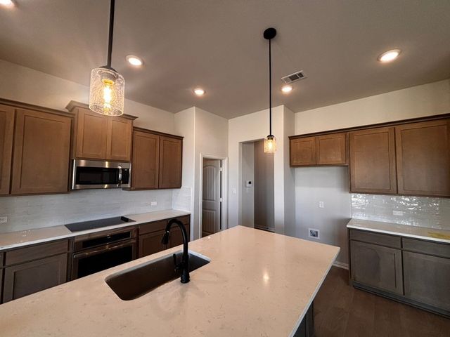 120 Pheasant Run Drive, New Fairview, TX 76078