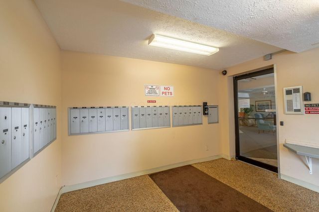 5970 Sharon Woods Boulevard, 215, Columbus, OH 43229
