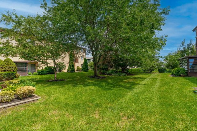 5970 Sharon Woods Boulevard, 215, Columbus, OH 43229