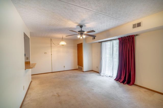 5970 Sharon Woods Boulevard, 215, Columbus, OH 43229
