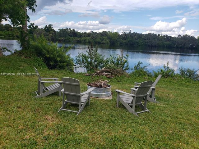 2111 Waylife Court, Alva, FL 33920