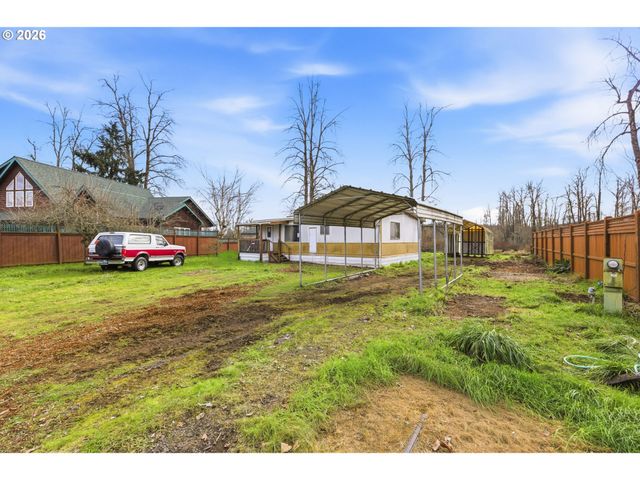 2080 HARBOR Dr, Springfield, OR 97477