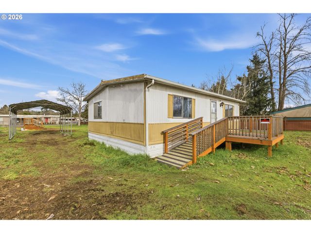 2080 HARBOR Dr, Springfield, OR 97477