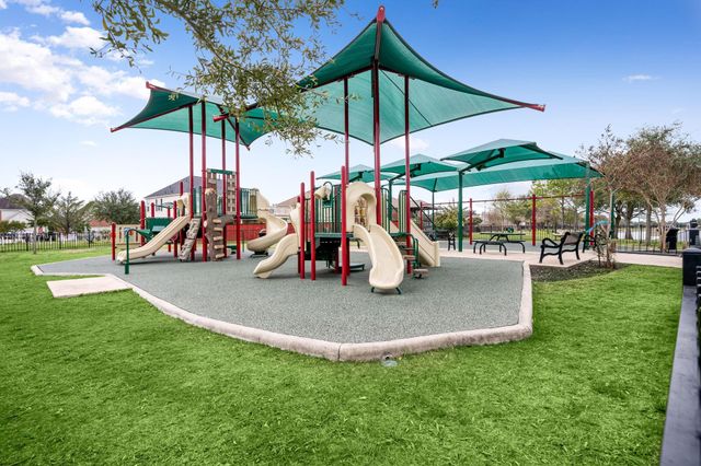 8315 Chicory Drive, Baytown, TX 77521