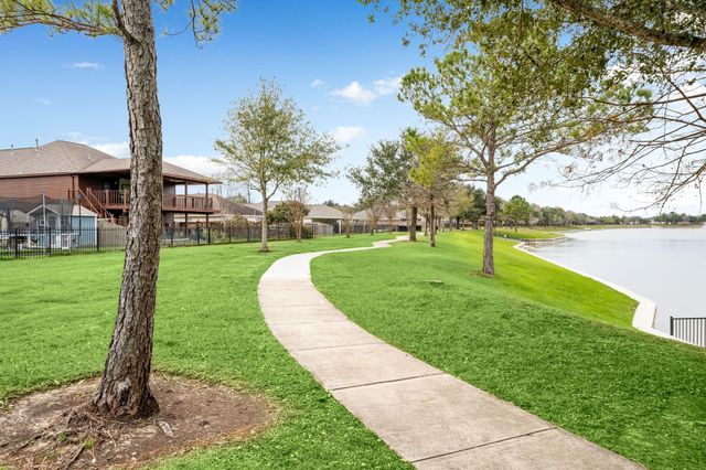 8315 Chicory Drive, Baytown, TX 77521