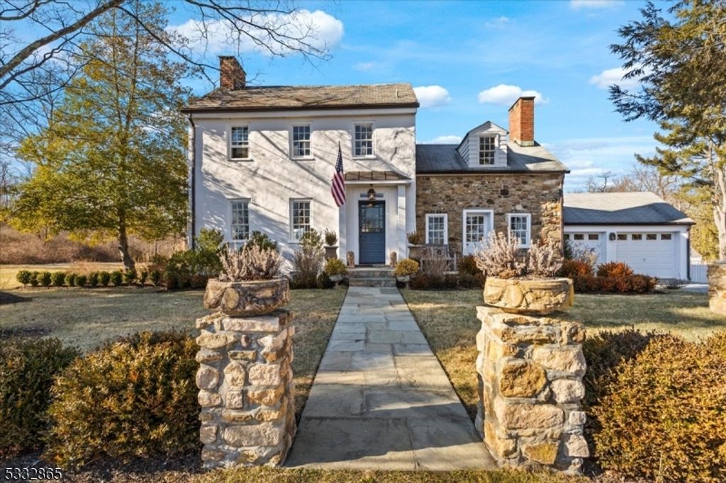 10 Parker Rd, Chester Twp., NJ 07930