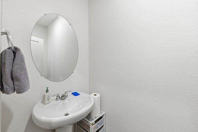 4001 Trailblazer Loop, Roseville, CA 95747