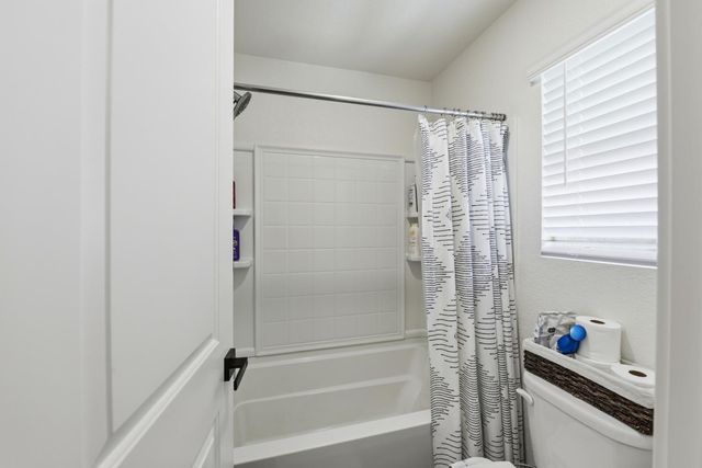 4001 Trailblazer Loop, Roseville, CA 95747