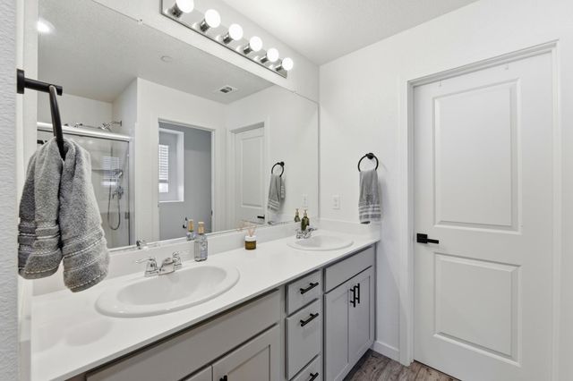 4001 Trailblazer Loop, Roseville, CA 95747