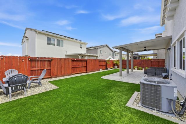 4001 Trailblazer Loop, Roseville, CA 95747