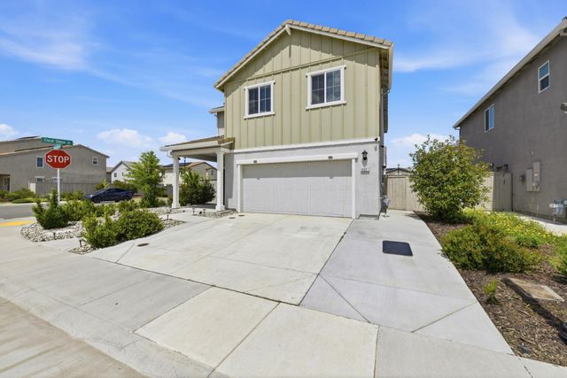 4001 Trailblazer Loop, Roseville, CA 95747