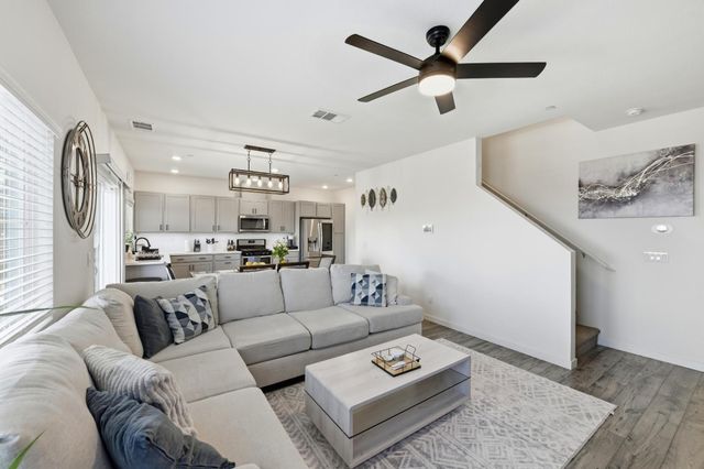 4001 Trailblazer Loop, Roseville, CA 95747