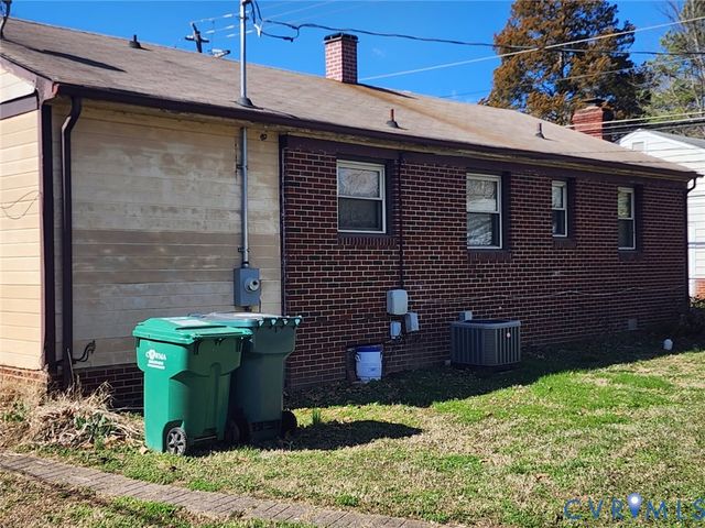 110 Raines Ave, Sandston, VA 23150