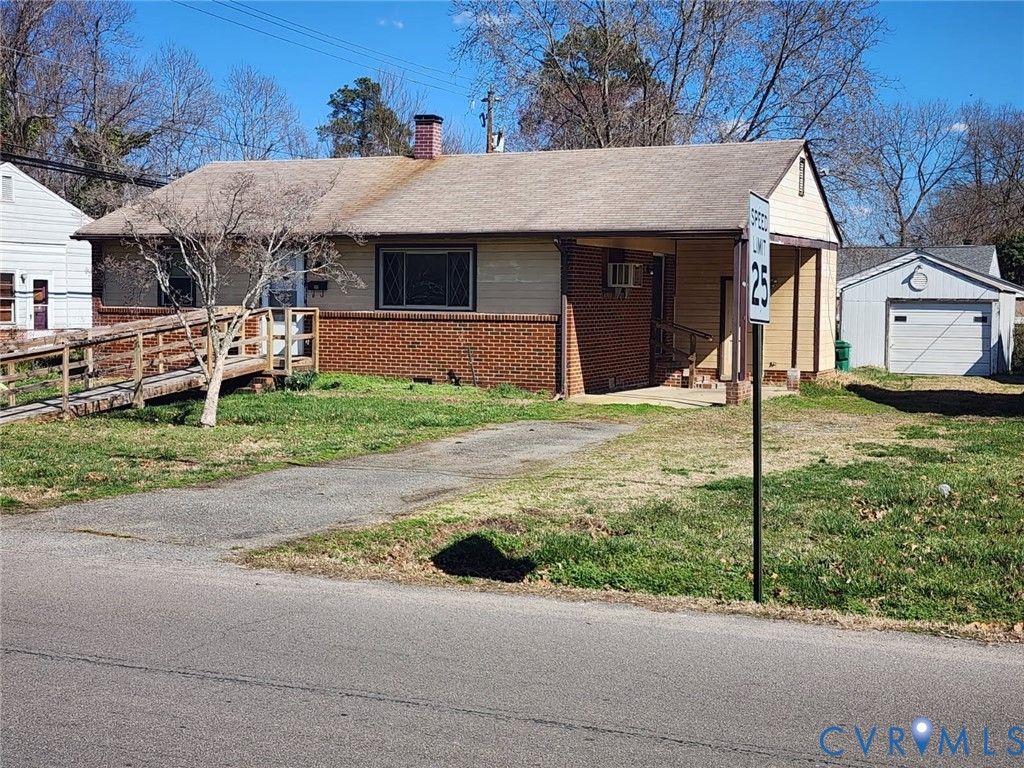 110 Raines Ave, Sandston, VA 23150