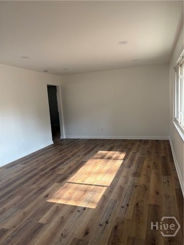 12 Delta Circle, Savannah, GA 31406