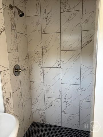 12 Delta Circle, Savannah, GA 31406