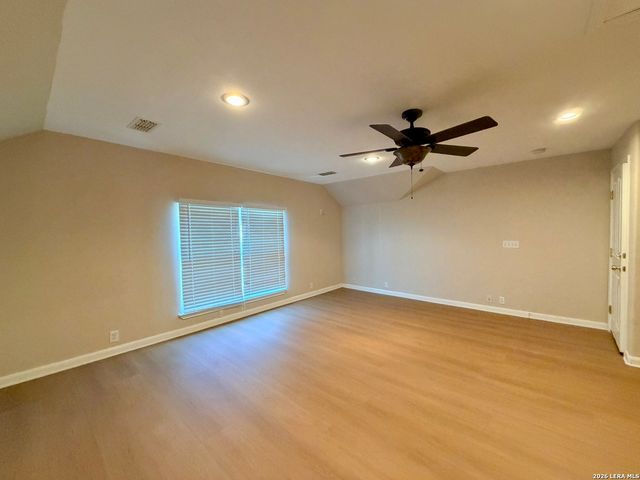 1218 knights cross, San Antonio, TX 78258