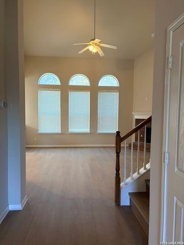 1218 knights cross, San Antonio, TX 78258