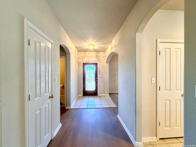 1218 knights cross, San Antonio, TX 78258