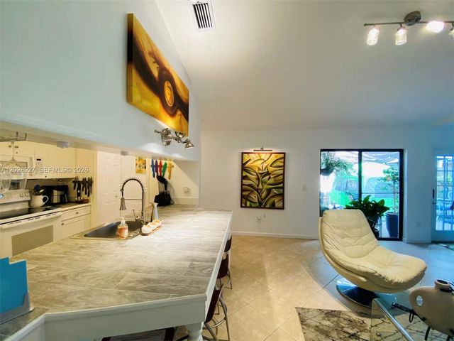 1293 Periwinkle Pl, Wellington, FL 33414