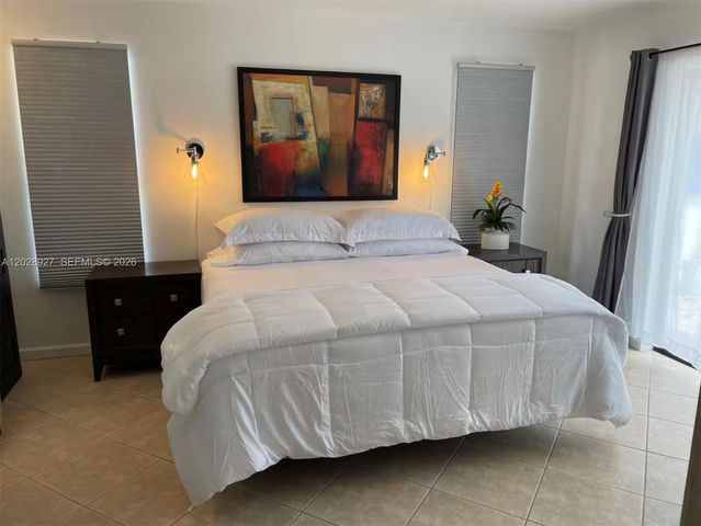 1293 Periwinkle Pl, Wellington, FL 33414
