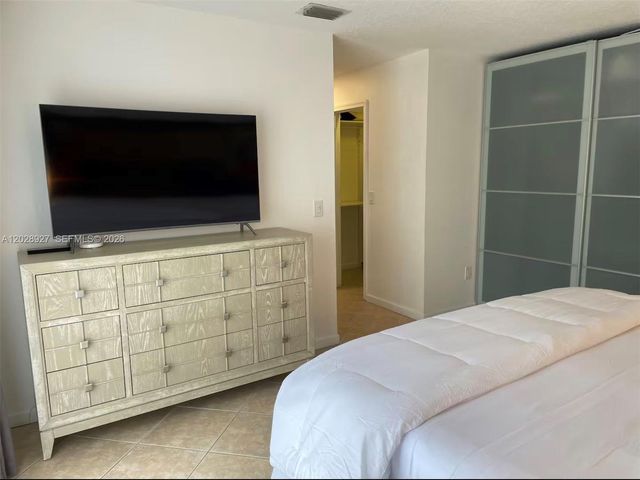 1293 Periwinkle Pl, Wellington, FL 33414