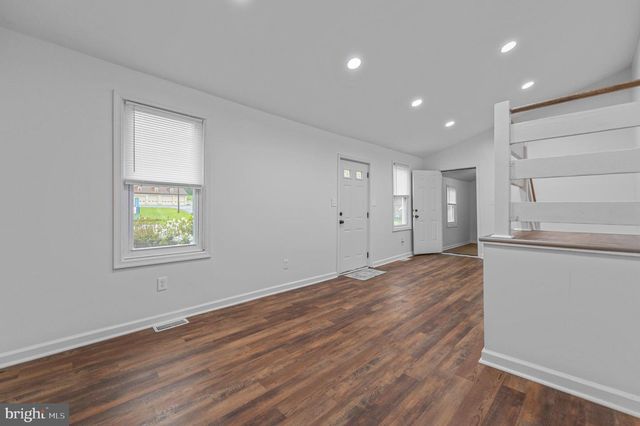 1402 VALLEY RD, Coatesville, PA 19320