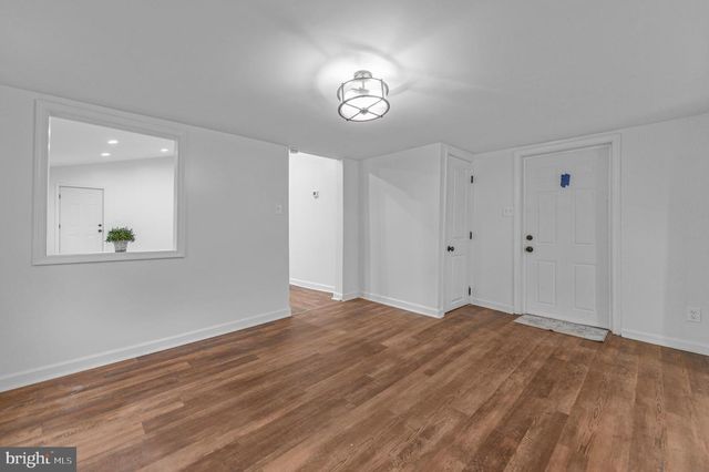 1402 VALLEY RD, Coatesville, PA 19320