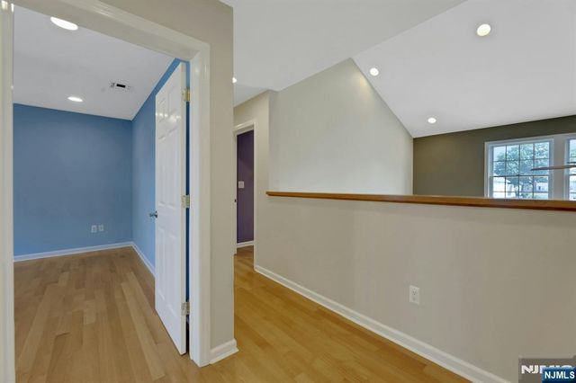 375 Sanford Avenue, Lyndhurst, NJ 07071