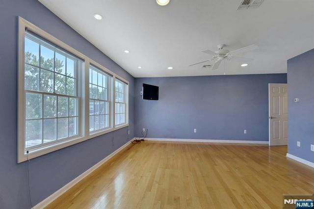 375 Sanford Avenue, Lyndhurst, NJ 07071
