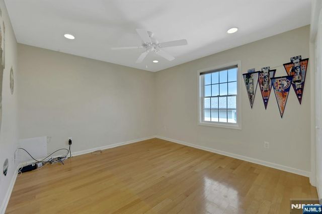 375 Sanford Avenue, Lyndhurst, NJ 07071