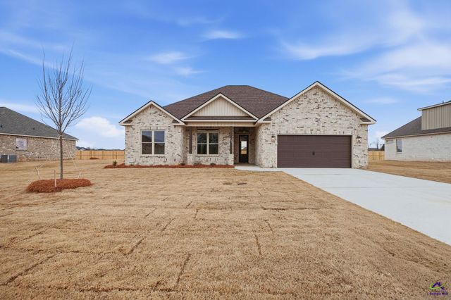 202 Farmland Circle, Perry, GA 31069
