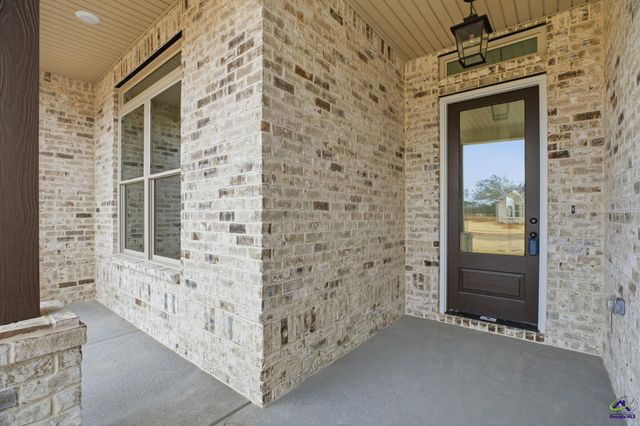 202 Farmland Circle, Perry, GA 31069