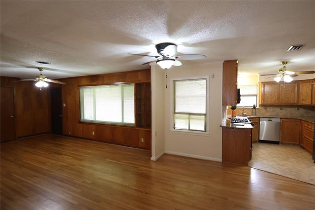 4018 Nenana Drive, Houston, TX 77025