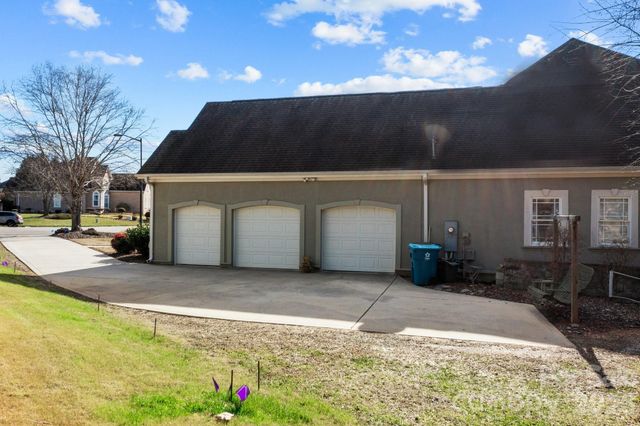543 Muirfield Way, Salisbury, NC 28144