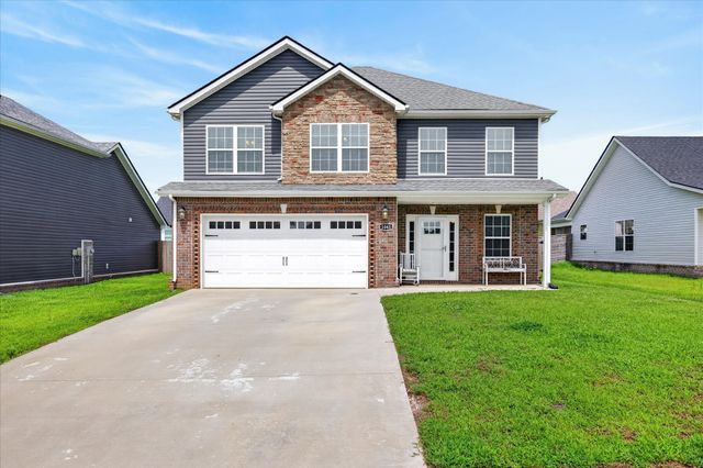 1061 Whitney Dr, Clarksville, TN 37042