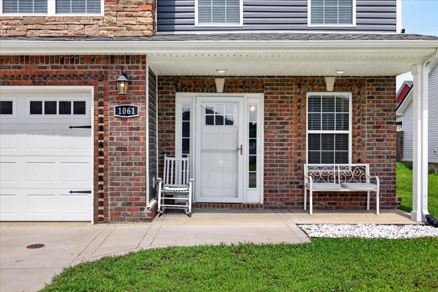 1061 Whitney Dr, Clarksville, TN 37042