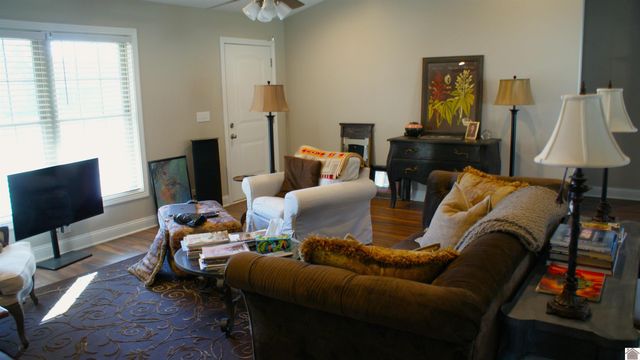 2314 Deerfield Run, Murray, KY 42071