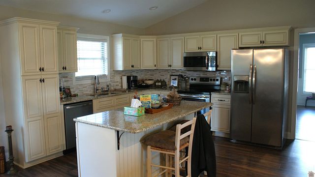 2314 Deerfield Run, Murray, KY 42071