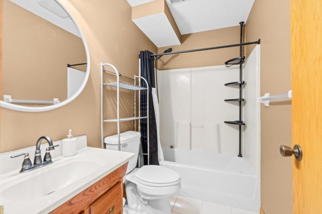 6709 110th Avenue N, Champlin, MN 55316